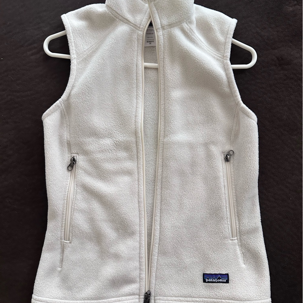 Patagonia off-white vest